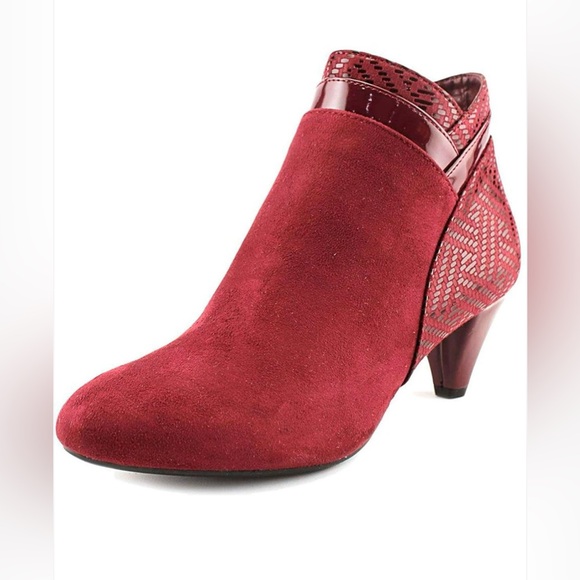 Karen Scott Cahleb Dress Contemporary Style Booties Wine Color 9 M - Picture 3 of 9